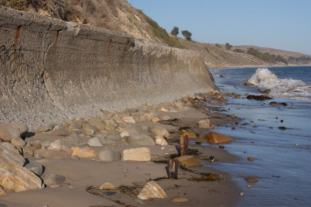 sea wall repair Houston - water erosion